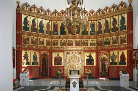 Иконостас в храме Архистратига Михаила